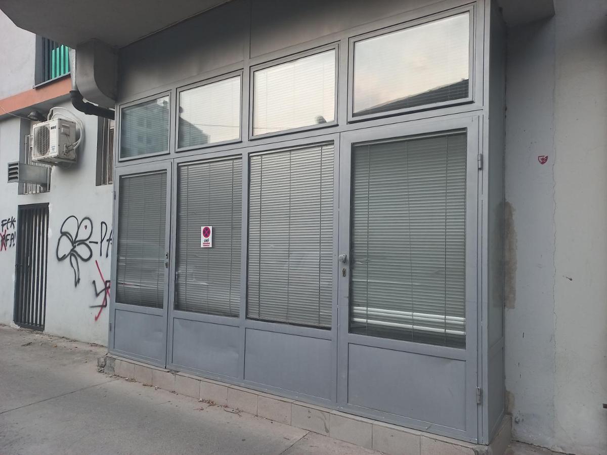 Big Bed, Rumenacka 7 Novi Sad Bagian luar foto